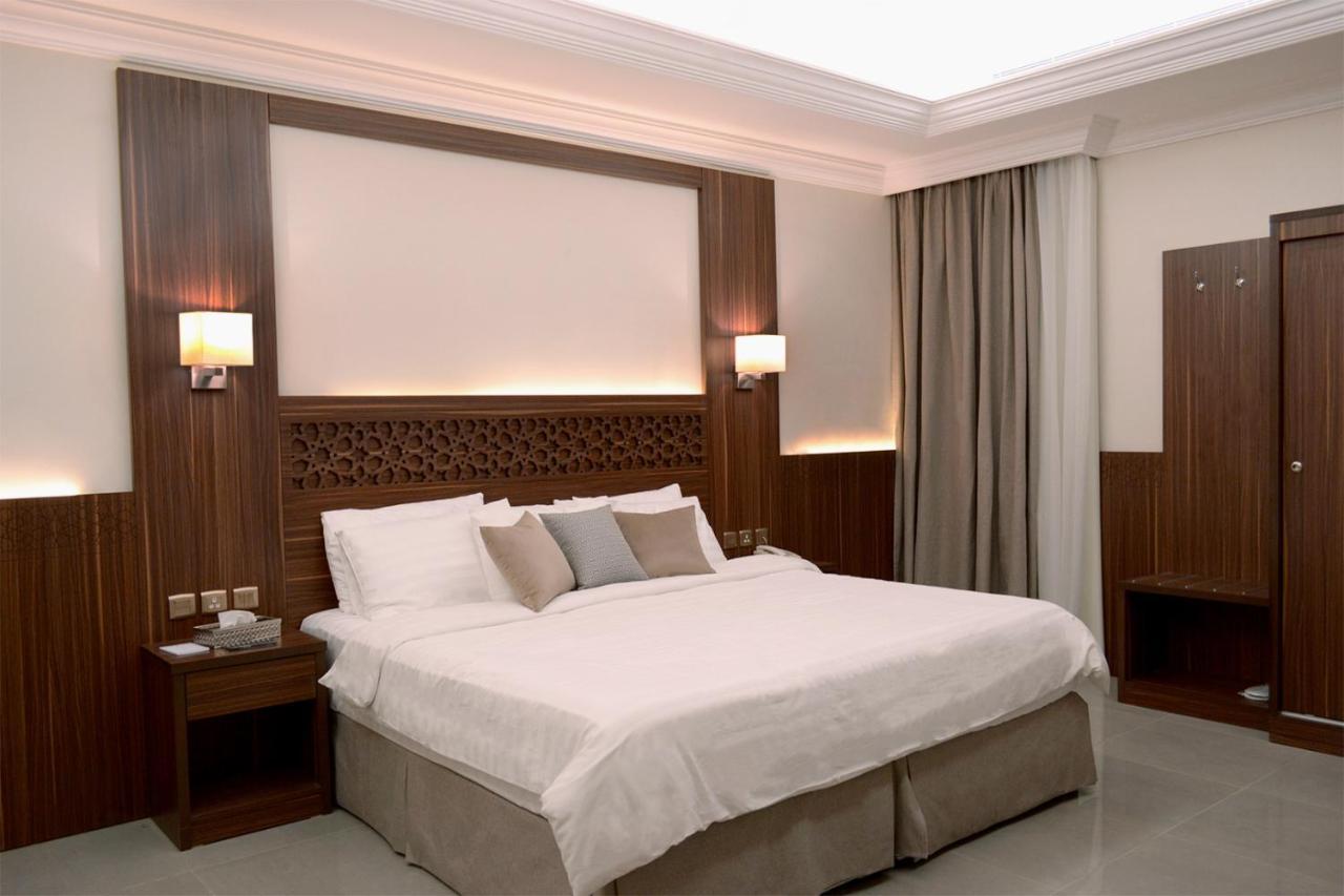 Jeddah Lake Hotel Экстерьер фото
