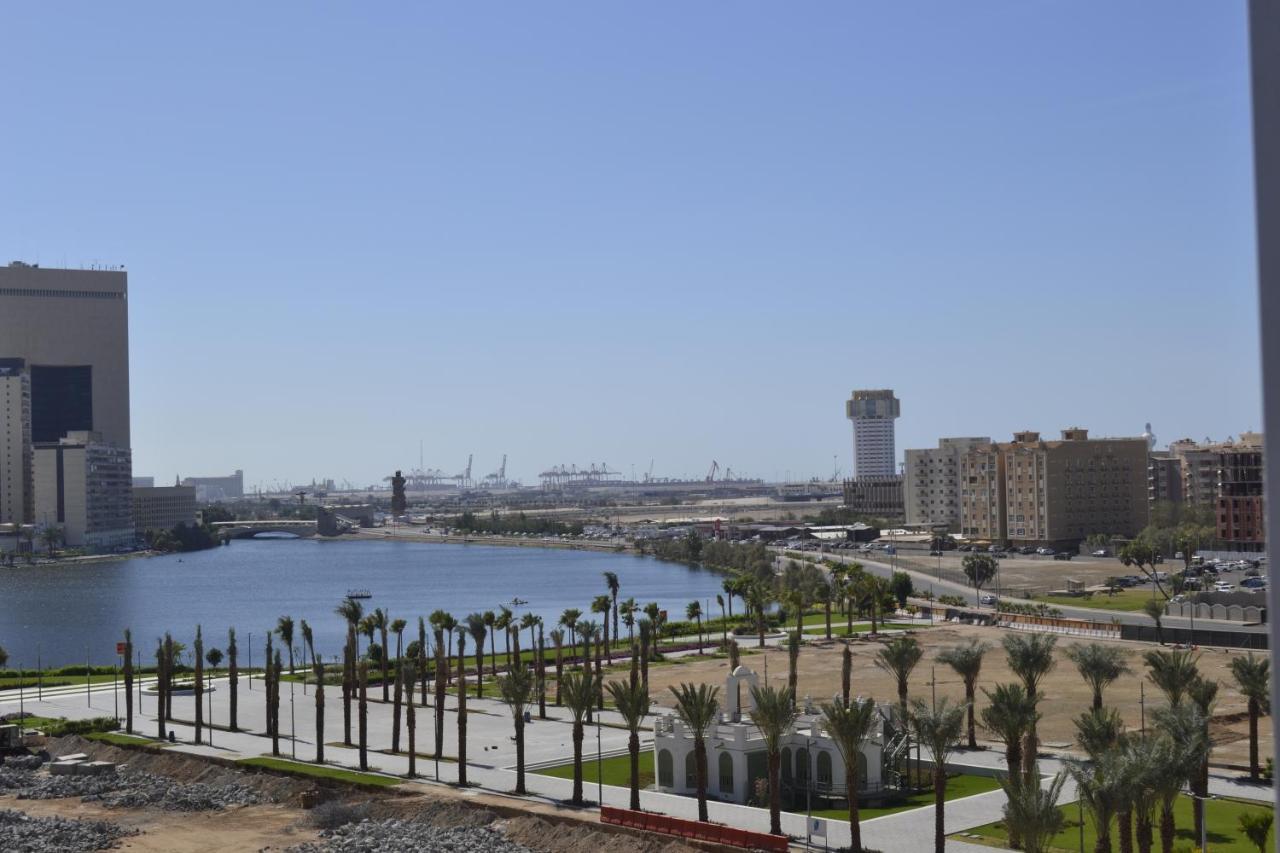 Jeddah Lake Hotel Экстерьер фото